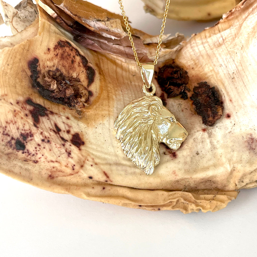 Magnificent Lions Head Profile Yellow Gold Pendant