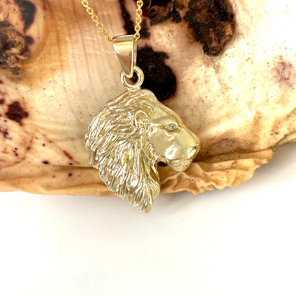 Magnificent Lions Head Profile Yellow Gold Pendant