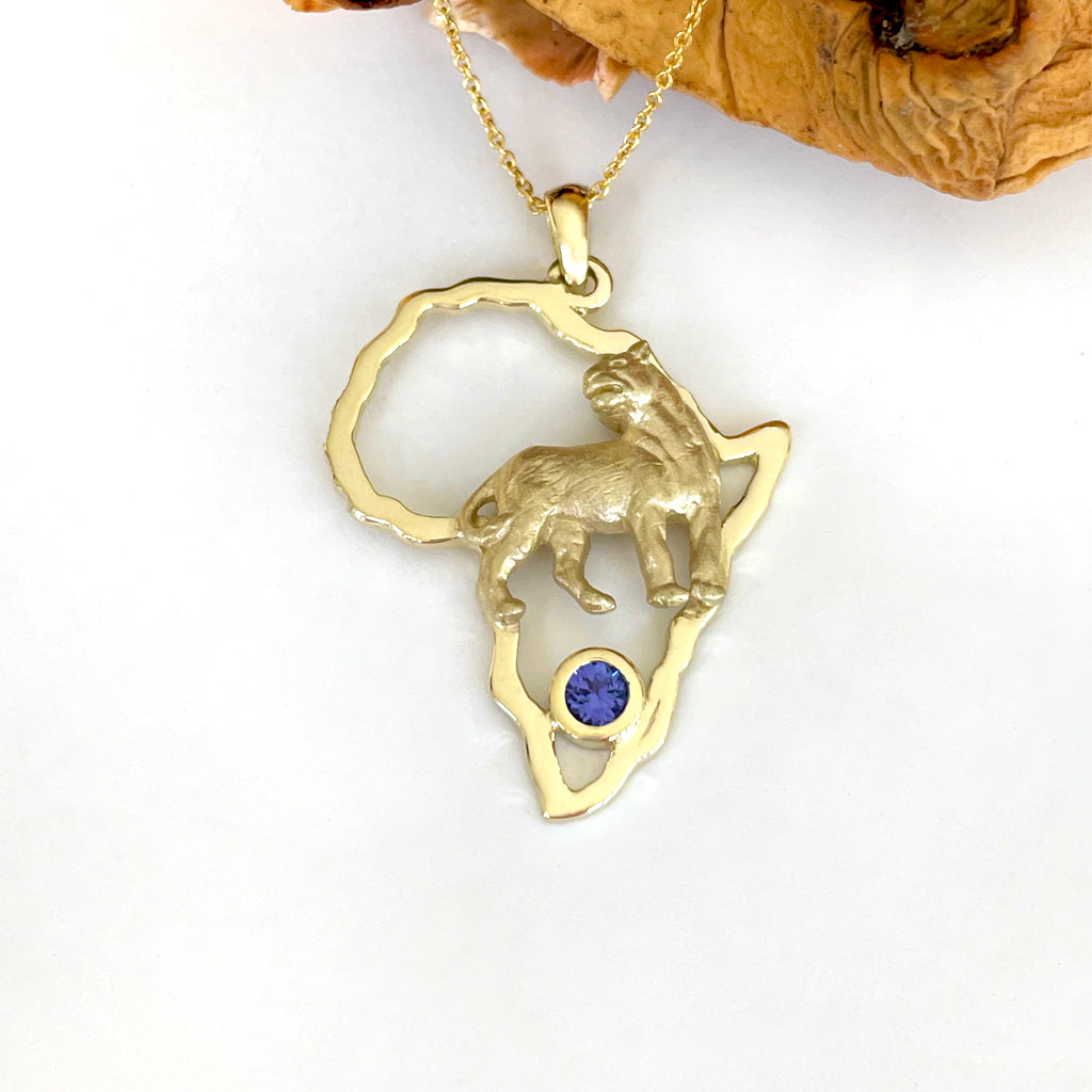 Powerful Lioness Africa Yellow Gold Pendant