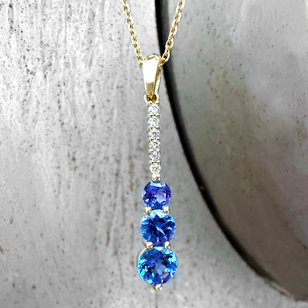 Tanzanite and Six Diamond Drop Yellow Gold Pendant