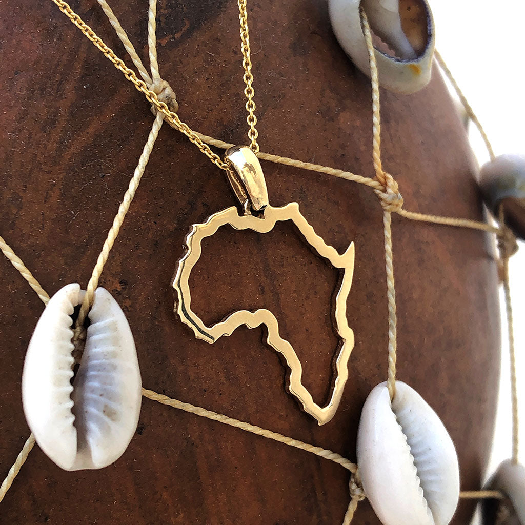 14ct Map of Africa Outline Pendant