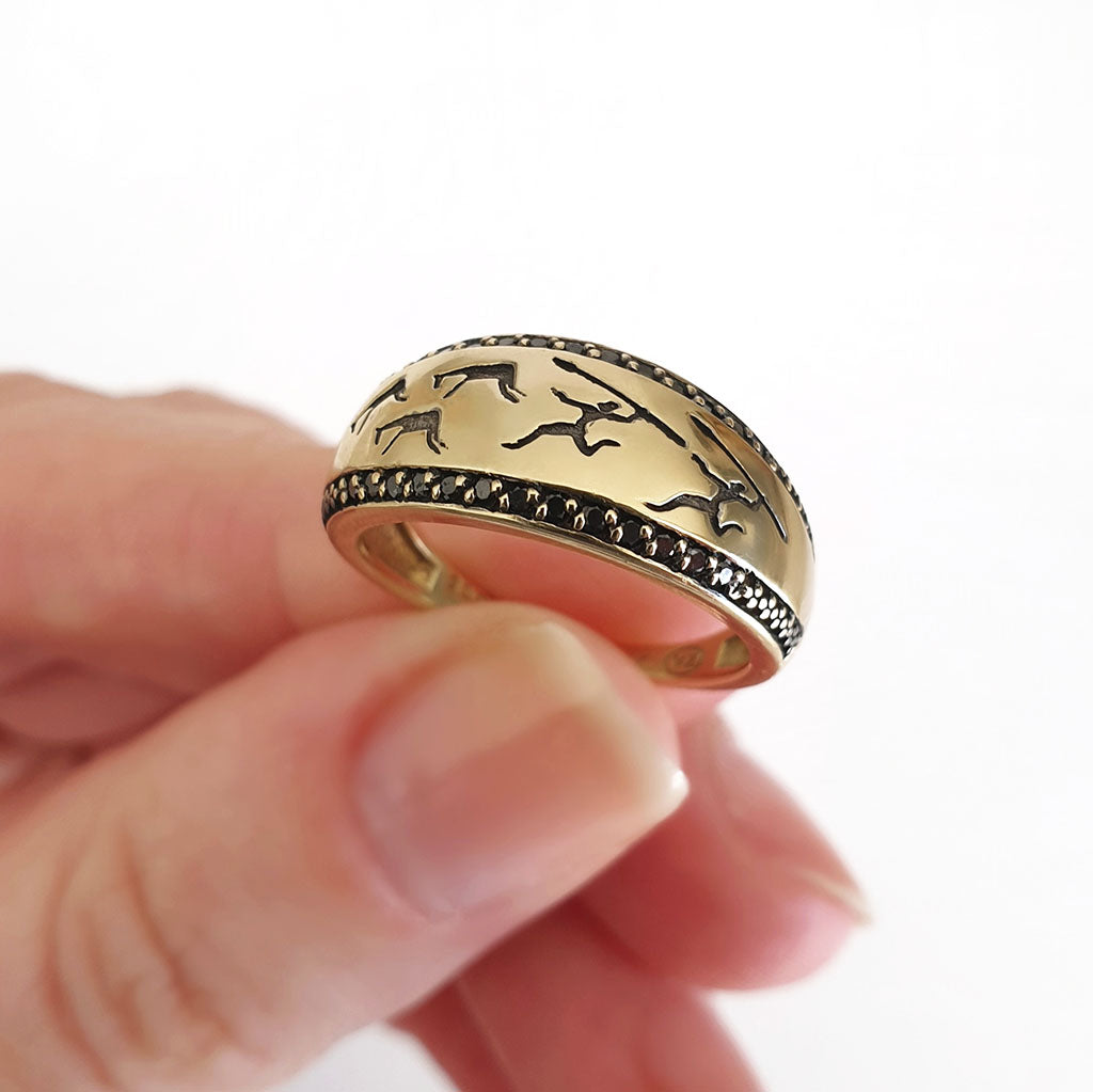 African San Art Gold and Black Diamond Ring