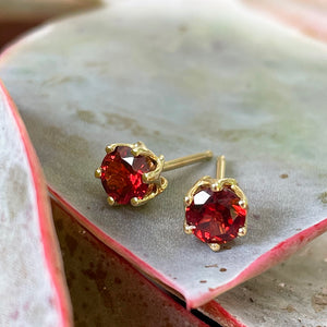 Classic Yellow Gold Six Claw Garnet Studs