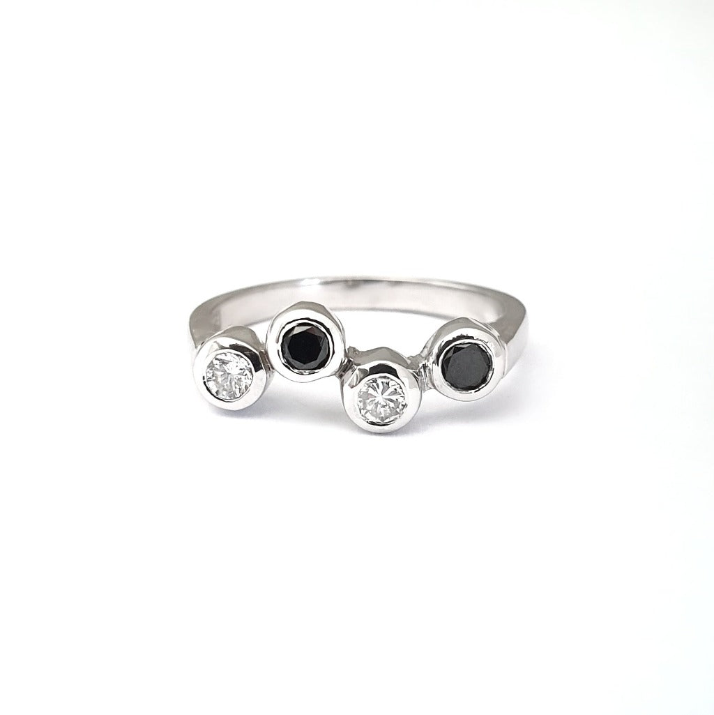 Alternating Black and White Tube Set Diamond Ring