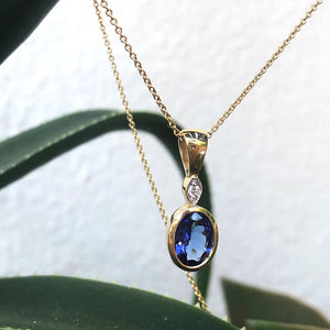 Bezel Setting Oval Tanzanite and Diamond Pendant