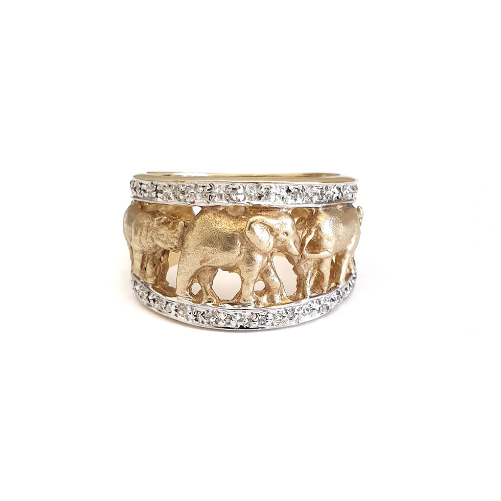 Big 5 Relief Ring with White Diamond Borders