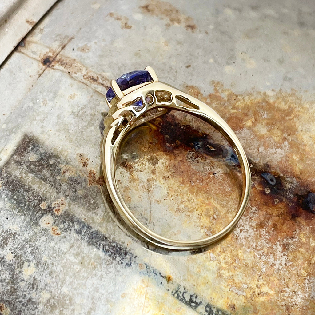 Chic Side Shoulder Rouched Tanzanite and Diamond Yellow Gold Ring