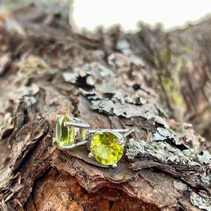 Classic Four Claw Peridot Stud Earrings