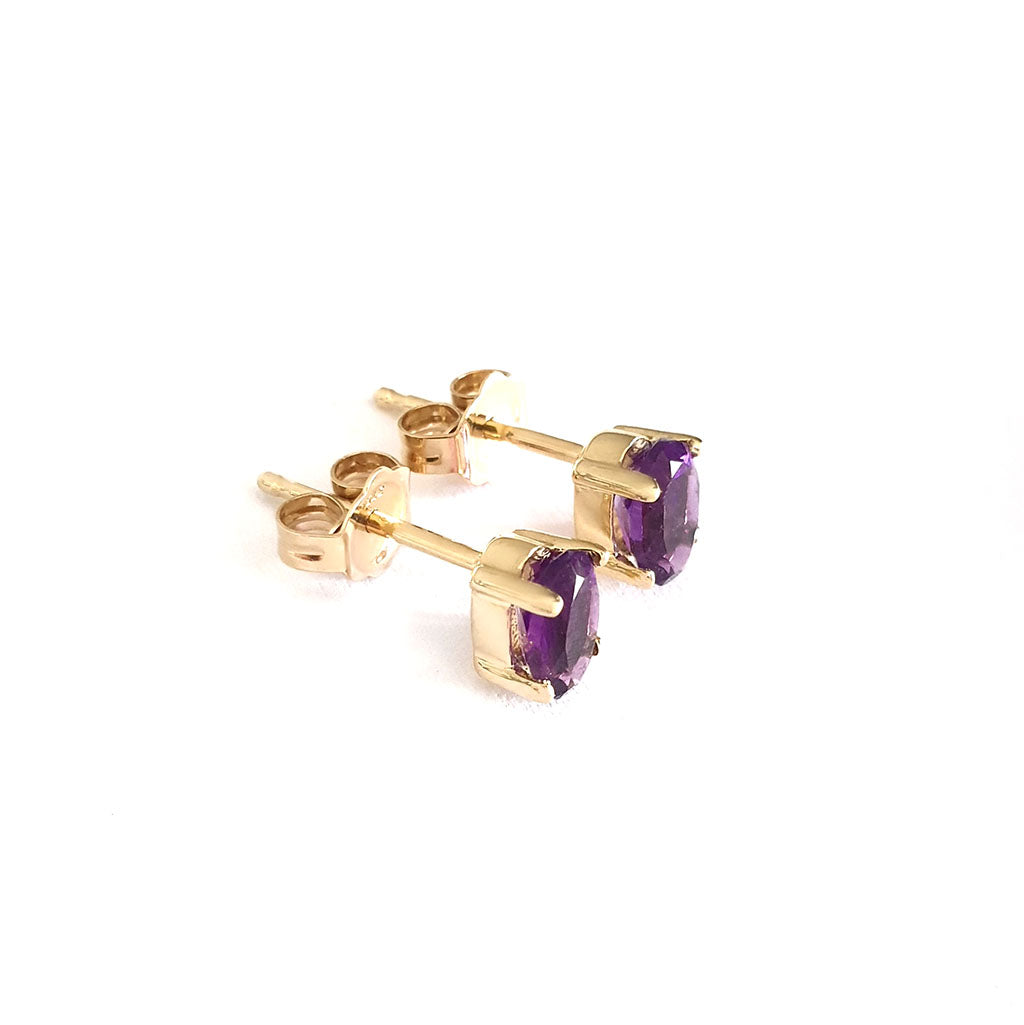 Classic Four Claw Yellow Gold Oval Amethyst Studs
