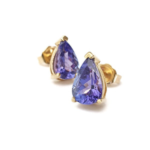 Classic Solitaire Pear Cut Tanzanite Yellow Gold Studs