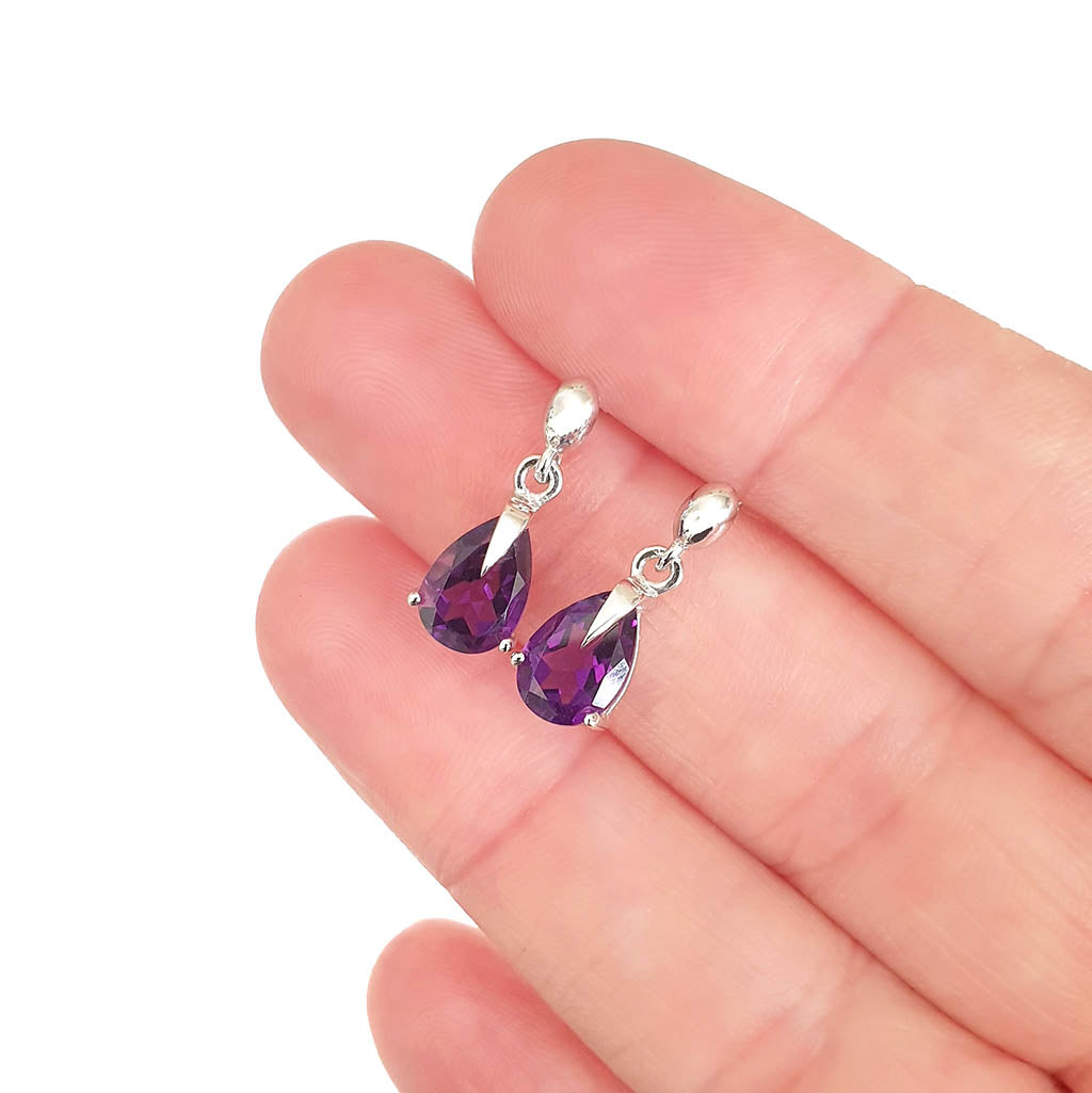 Contemporary White Gold Pear Cut Amethyst Drop Earrings