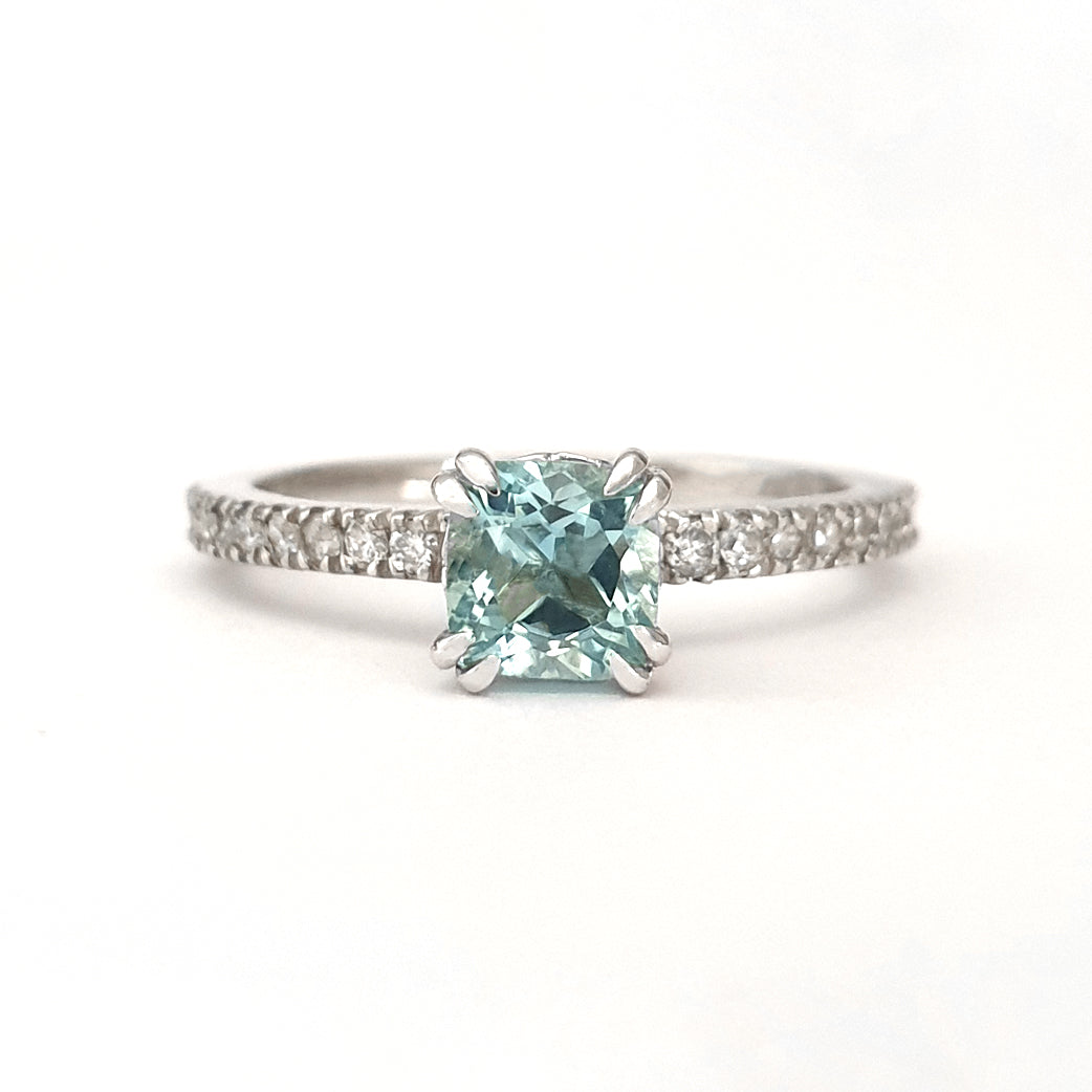 Delicious Double Claw Aquamarine and Diamond Band Ring