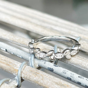 Diamond Leaf White Gold Ring