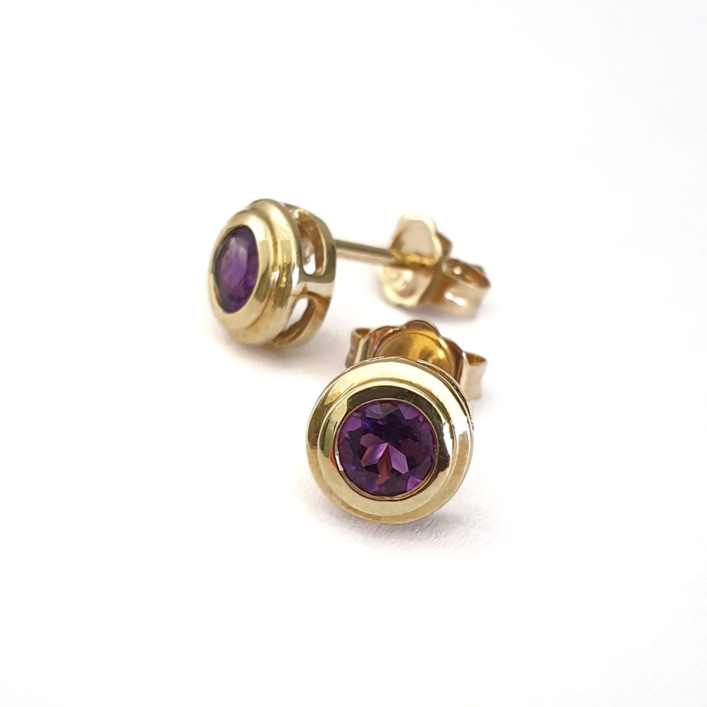 Double Bezel Tube Set Yellow Gold Amethyst Studs