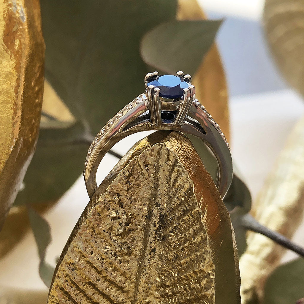 Double Claw Blue Sapphire Diamond Band Ring