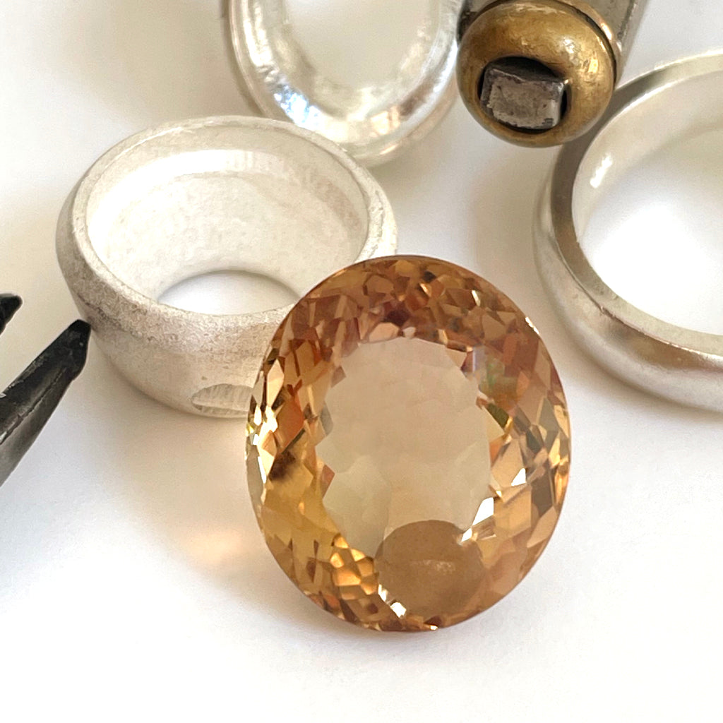 Citrine - Smoky Orange Oval Cut - 14.20ct