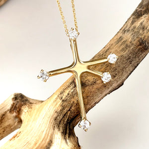 Hidden Bale White Diamond and Yellow Gold Southern Cross Pendant