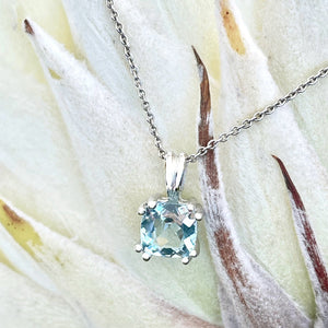 Elegant Cushion Cut Double Claw Aquamarine Pendant