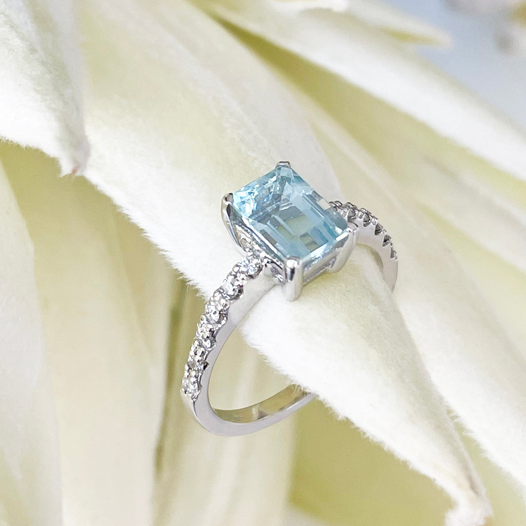Elegant Emerald Cut Aquamarine and Diamond Band White Gold Ring