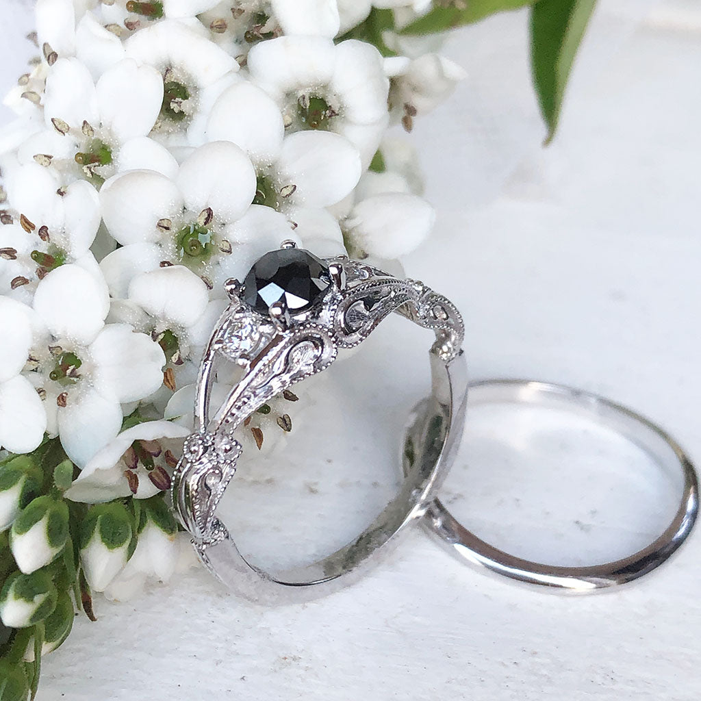 Elegant Filigree Round Cut Black and Whte Diamond Ring with Clean band Wedding Set