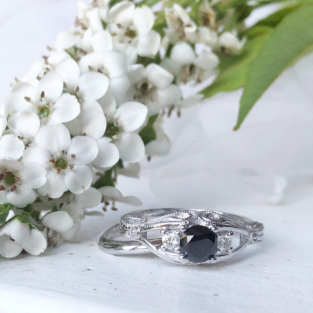 Elegant Filigree Round Cut Black and Whte Diamond Ring with Clean band Wedding Set