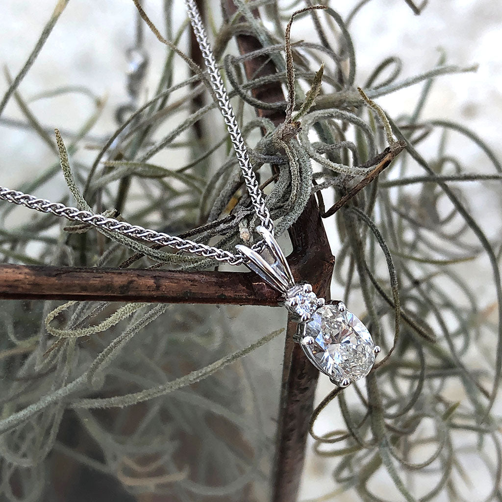 Elegant Hand Crafted Split Bale Oval Diamond Pendant