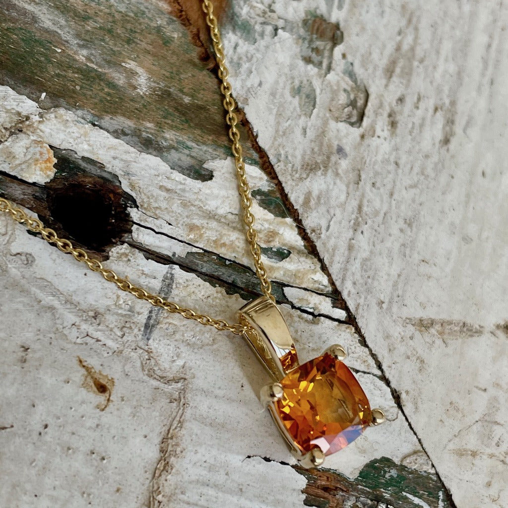 Elegant Solitaire Cushion Cut Citrine Pendant