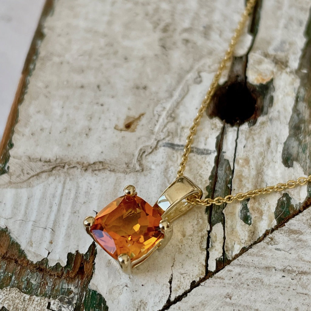 Elegant Solitaire Cushion Cut Citrine Pendant