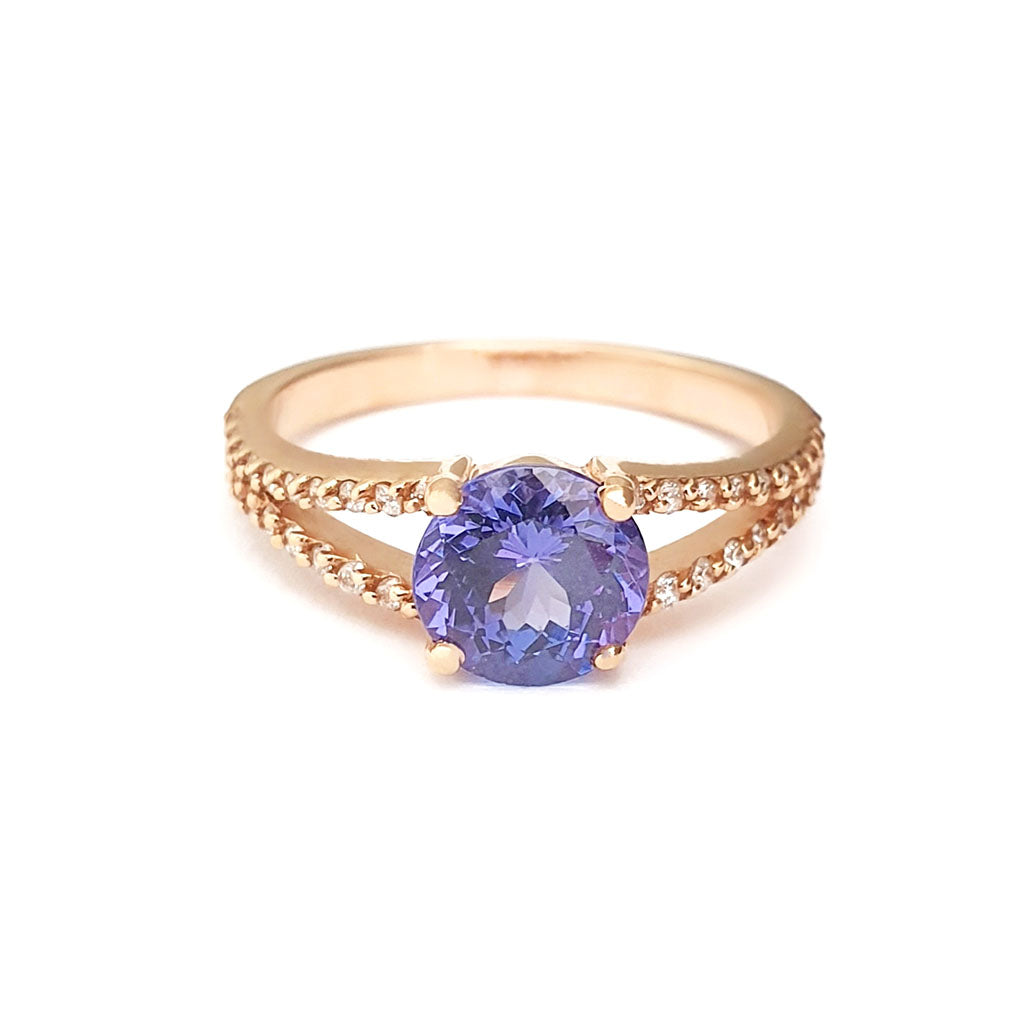 Elegant Split Diamond shank set with Tanzanite