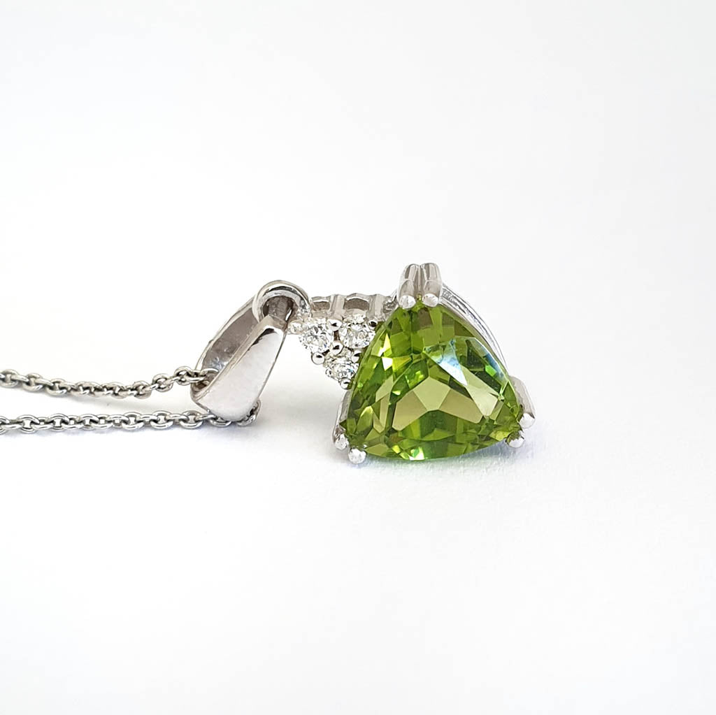  Elegant Trilliant Cut Peridot with Trilogy Diamond Highlight Pendant