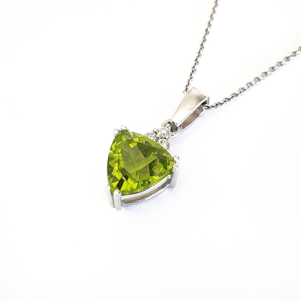  Elegant Trilliant Cut Peridot with Trilogy Diamond Highlight Pendant