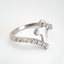 Elegant Twist Africa White Gold Diamond Ring