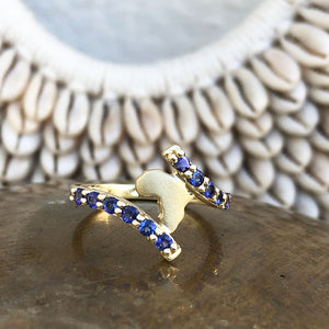 Elegant Twist Yellow Gold Africa Tanzanite Ring 