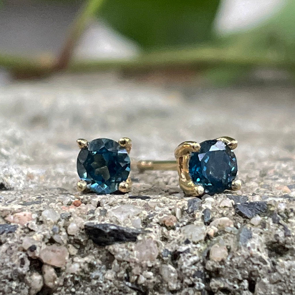 Four Claw Yellow Gold London Blue Topaz Earrings