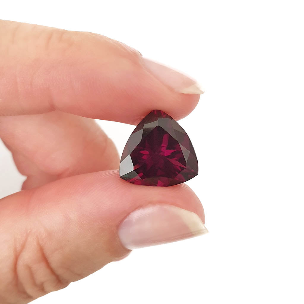 Garnet - Rhodolite Trilliant Cushion Cut - 7.10ct