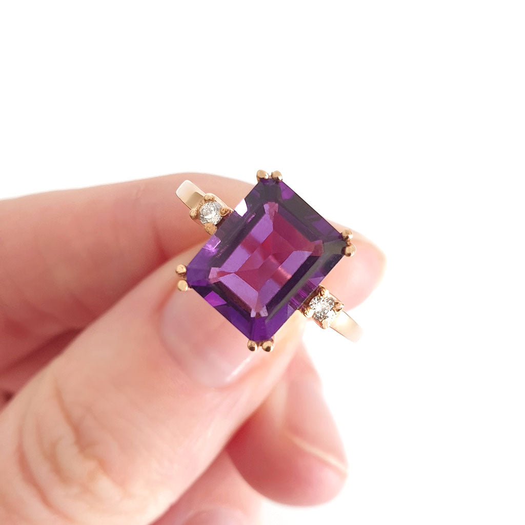  Glamorous Octagonal Cut Amethyst with Petite Accent Diamond Ring