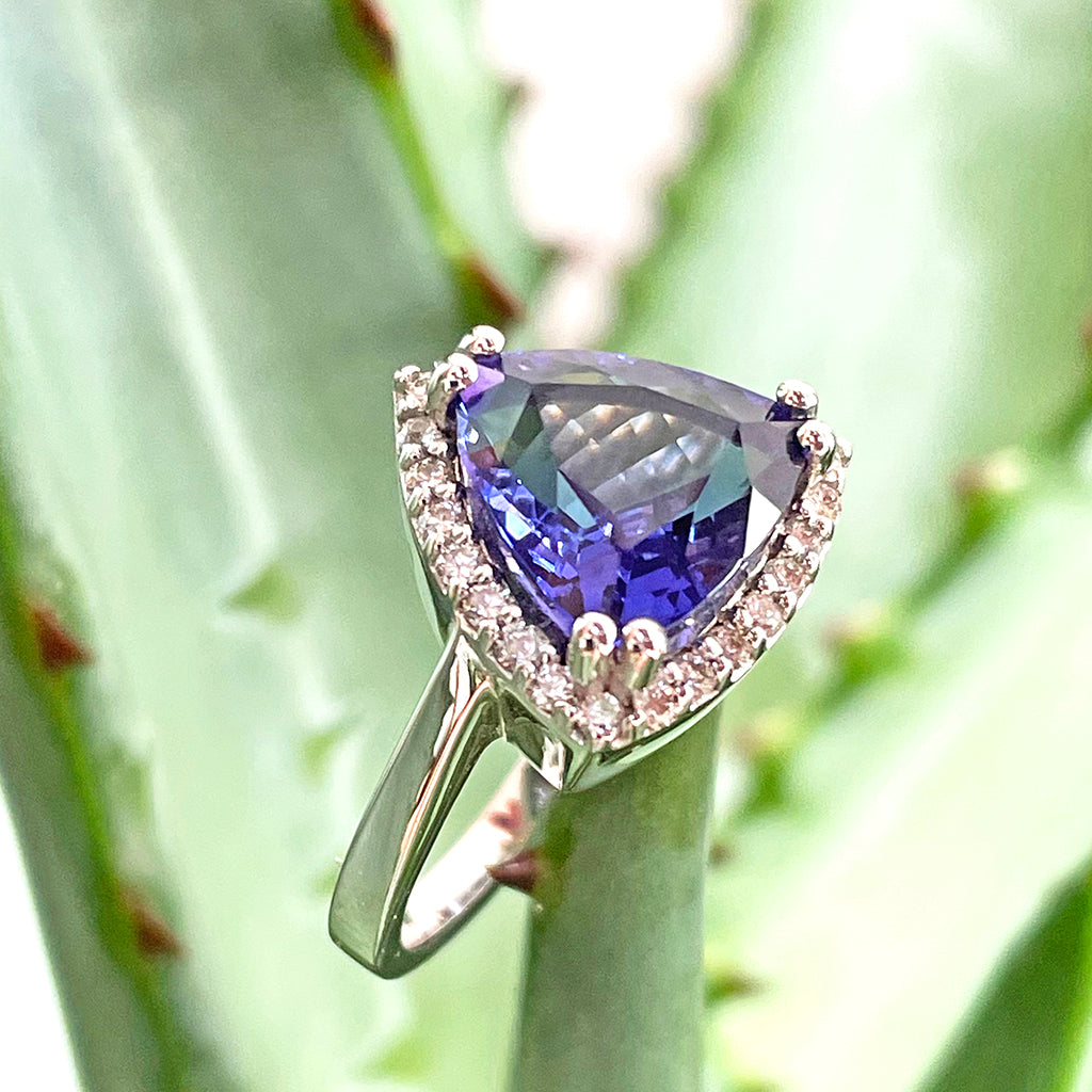 Gorgeous Diamond Halo Trilliant Cut Tanzanite Ring