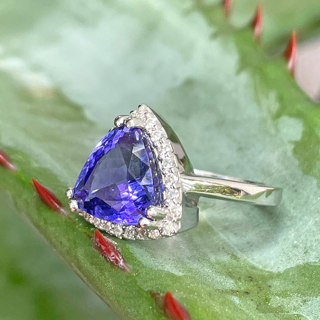 Gorgeous Diamond Halo Trilliant Cut Tanzanite Ring