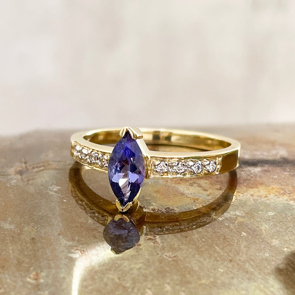 Gorgeous Marquise Tanzanite and Diamond Shouldered Yellow Gold Ring