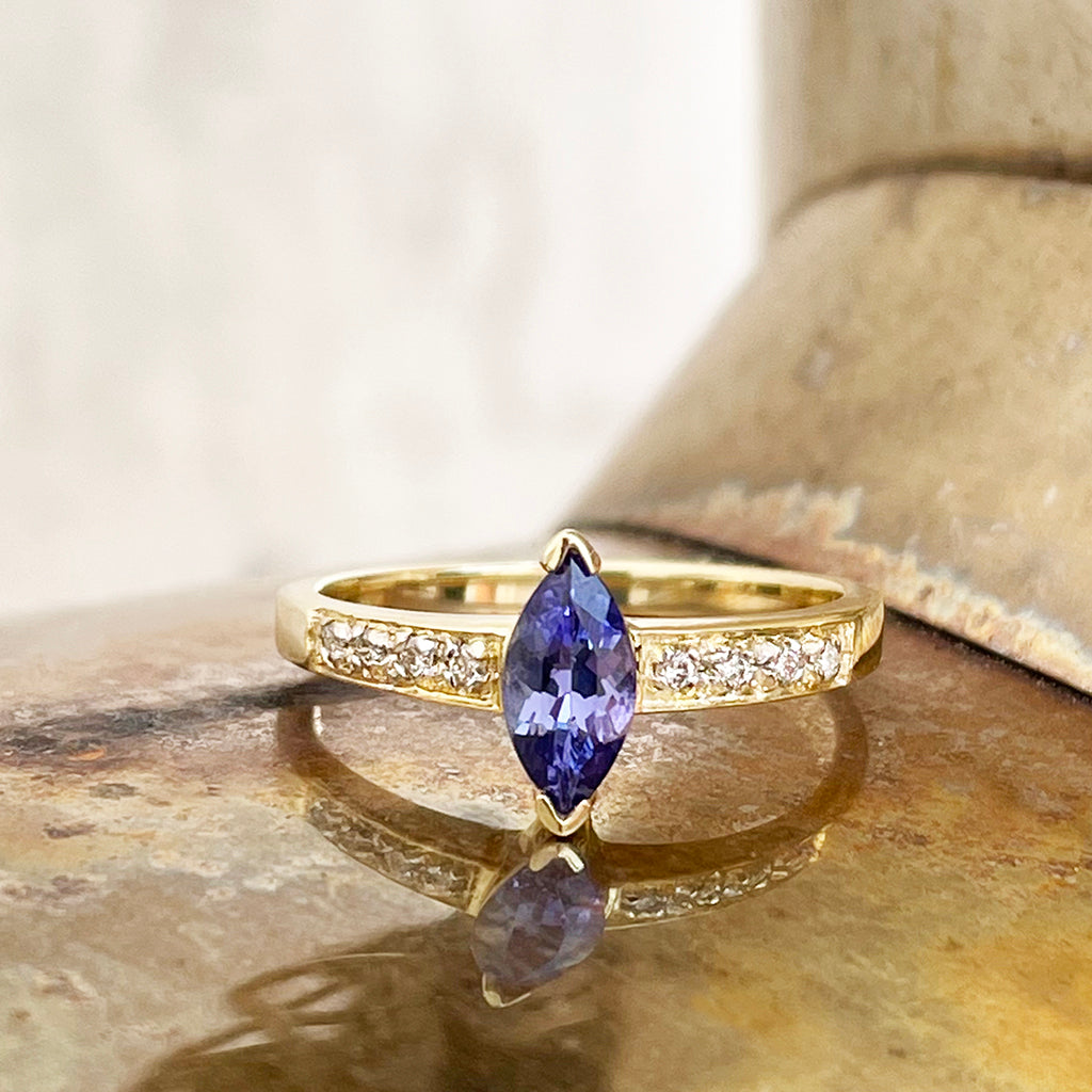 Gorgeous Marquise Tanzanite and Diamond Shouldered Yellow Gold Ring