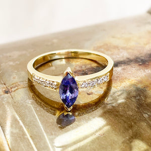 Gorgeous Marquise Tanzanite and Diamond Shouldered Yellow Gold Ring