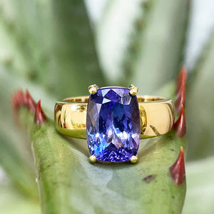 Handcrafted Rectangular Cushion Cut Tanzanite Solitaire Ring in Yellow Gold