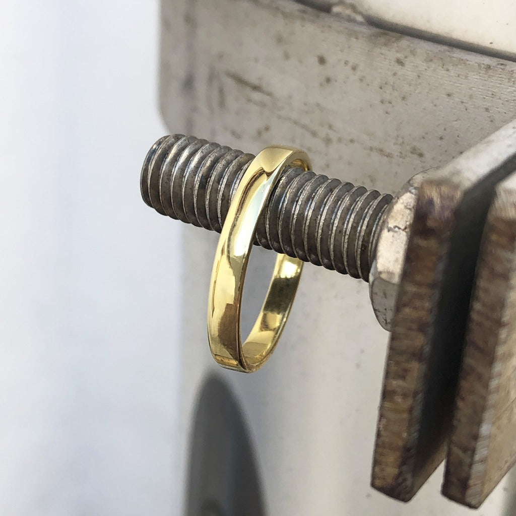 18ct Yellow Gold Wedding Band