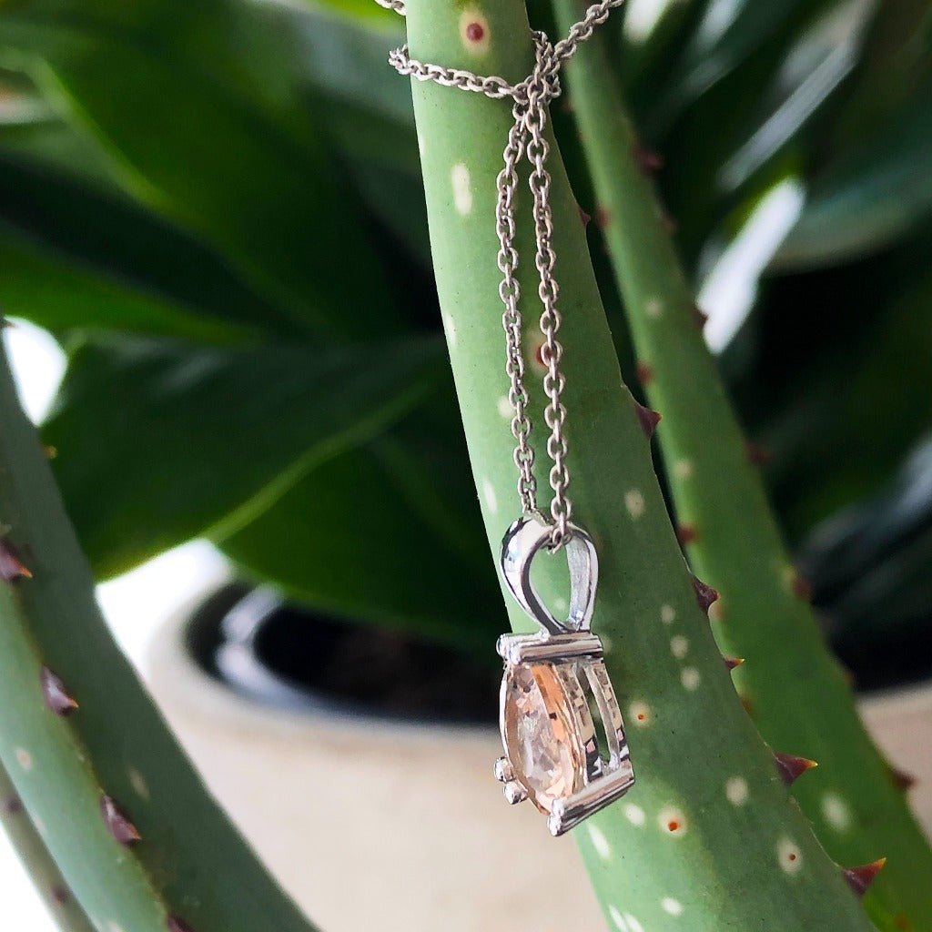 Solid Bale Double Claw Morganite Pear Shaped Pendant