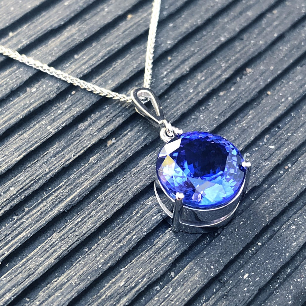 Handcrafted Solitaire Tanzanite Droplet Bale Pendant