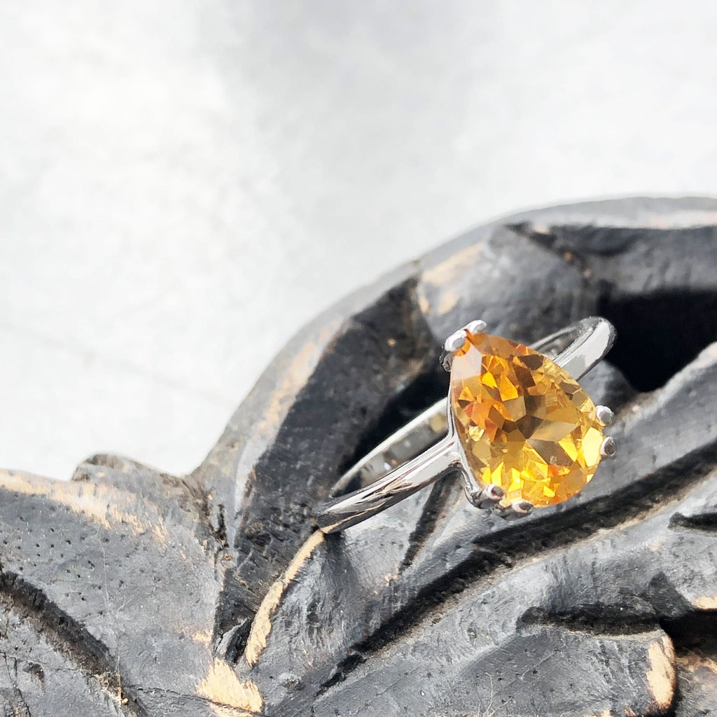 Solitaire Double Claw Pear Cut Citrine White Gold Ring