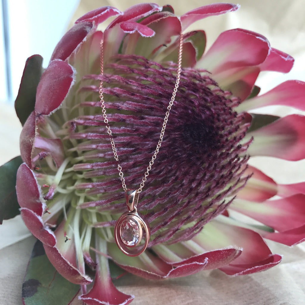 Oval Cut Morganite and Rose Gold Pendant