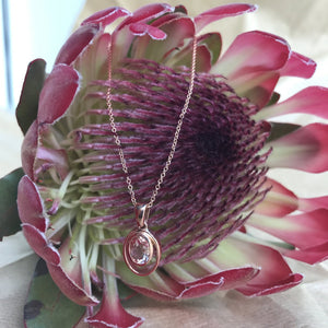 Oval Cut Morganite and Rose Gold Pendant