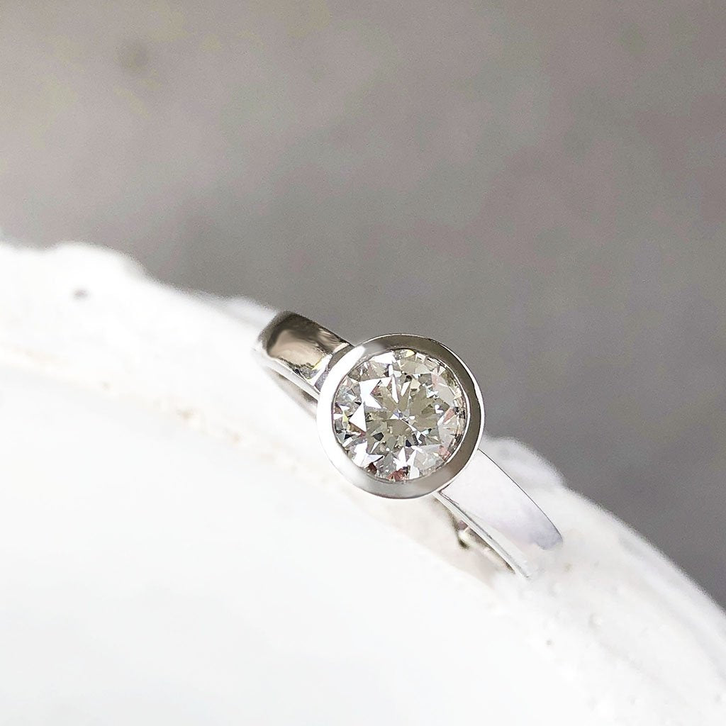 Handcrafted Dazzling Solitaire White Diamond Ring