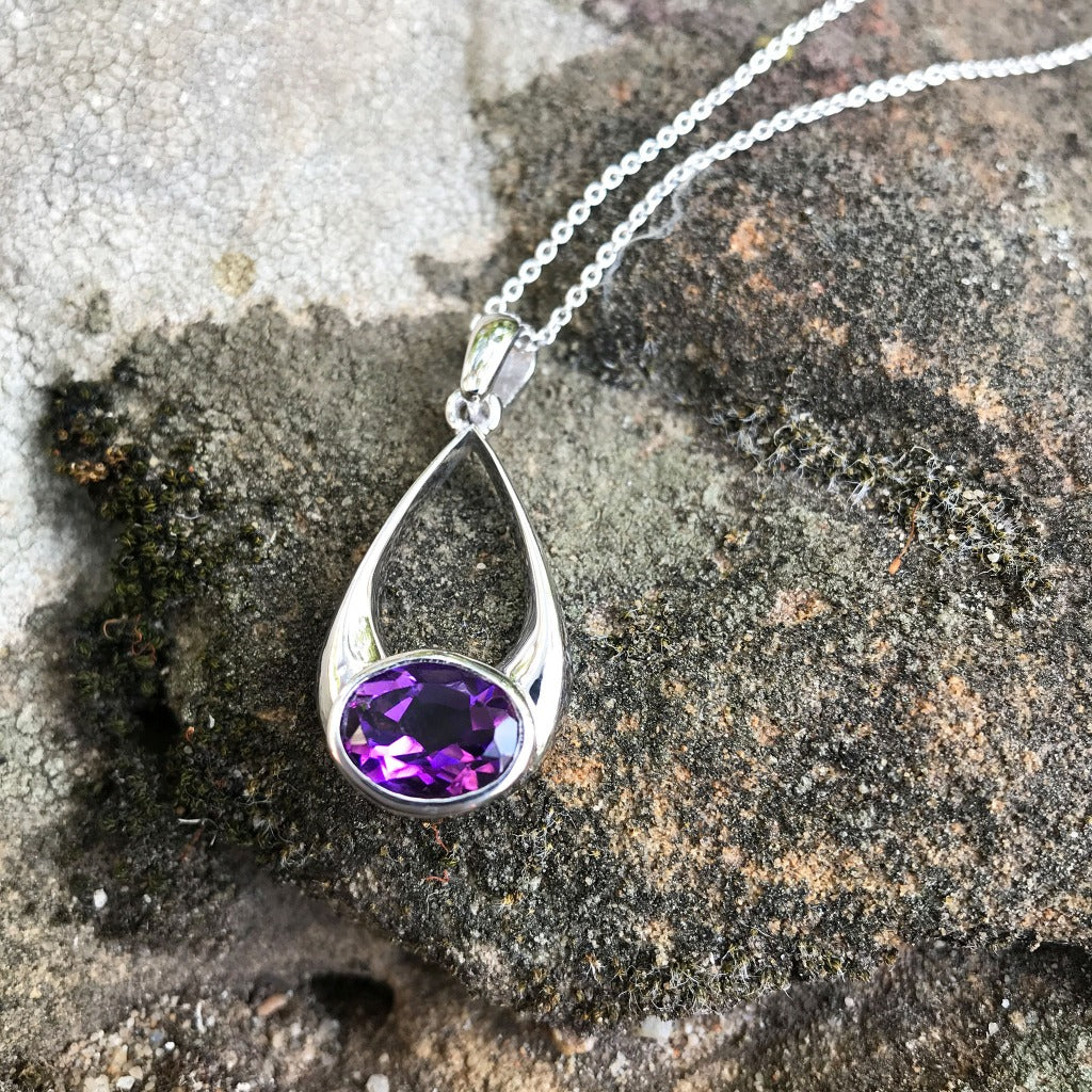 Oval Cut Amethyst Drop Pendant and Chain